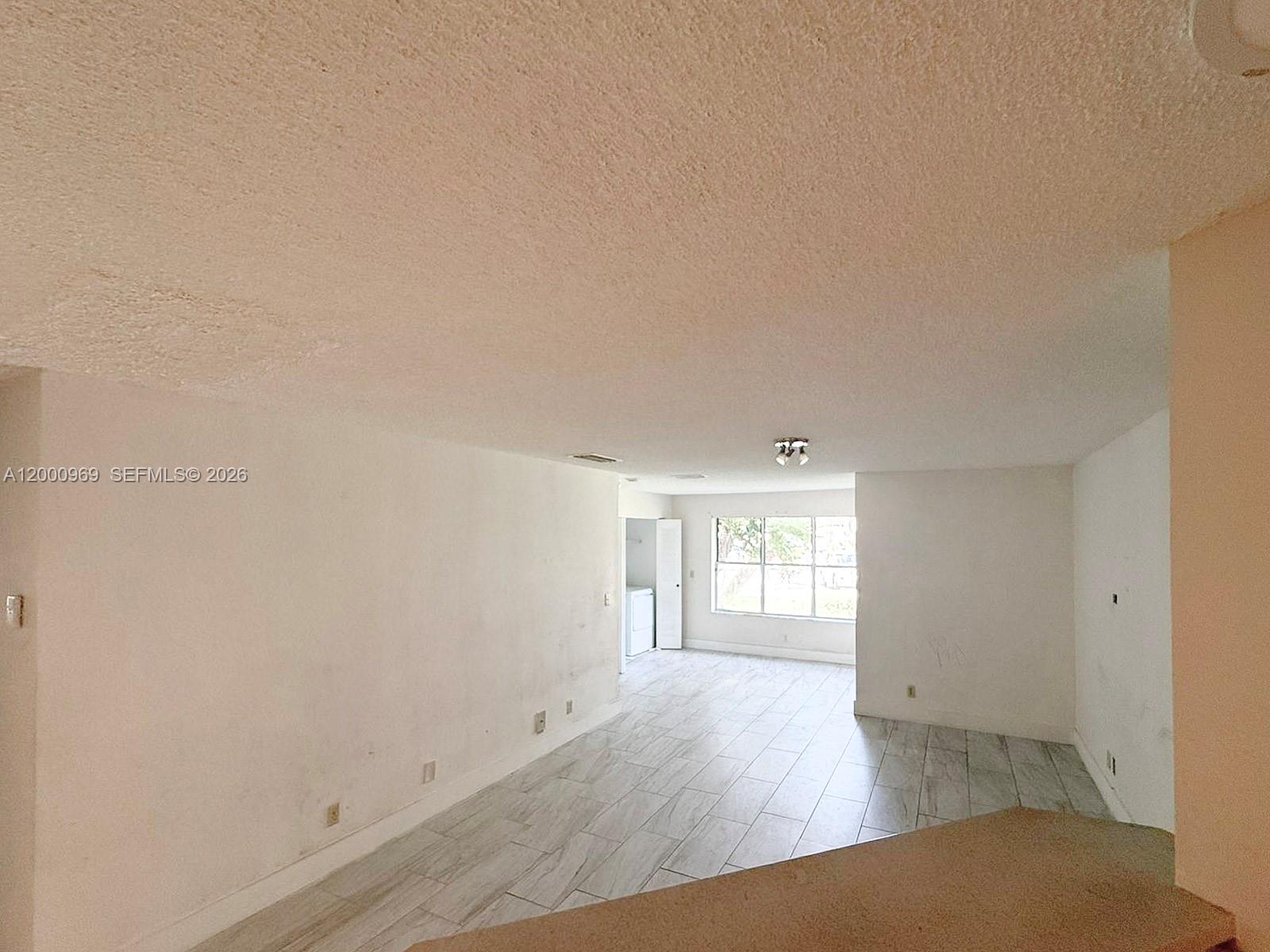 CORAL KEY CONDO - Residential