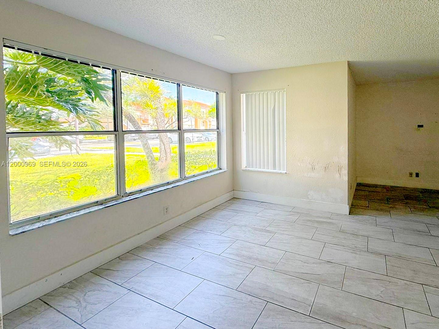 3440 N Pinewalk Dr N 518