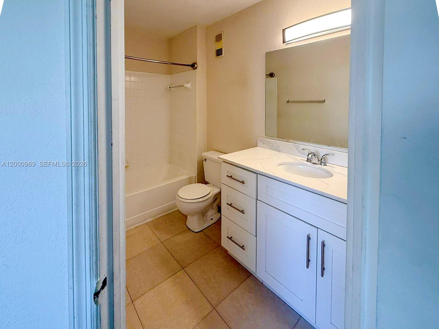 CORAL KEY CONDO - Residential