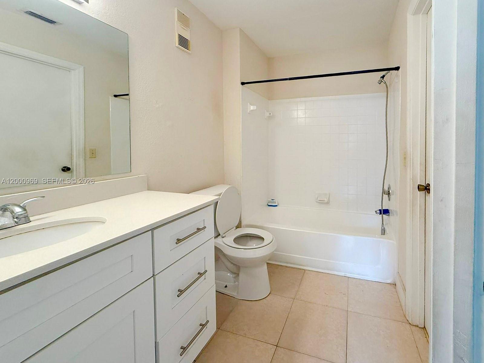 CORAL KEY CONDO - Residential