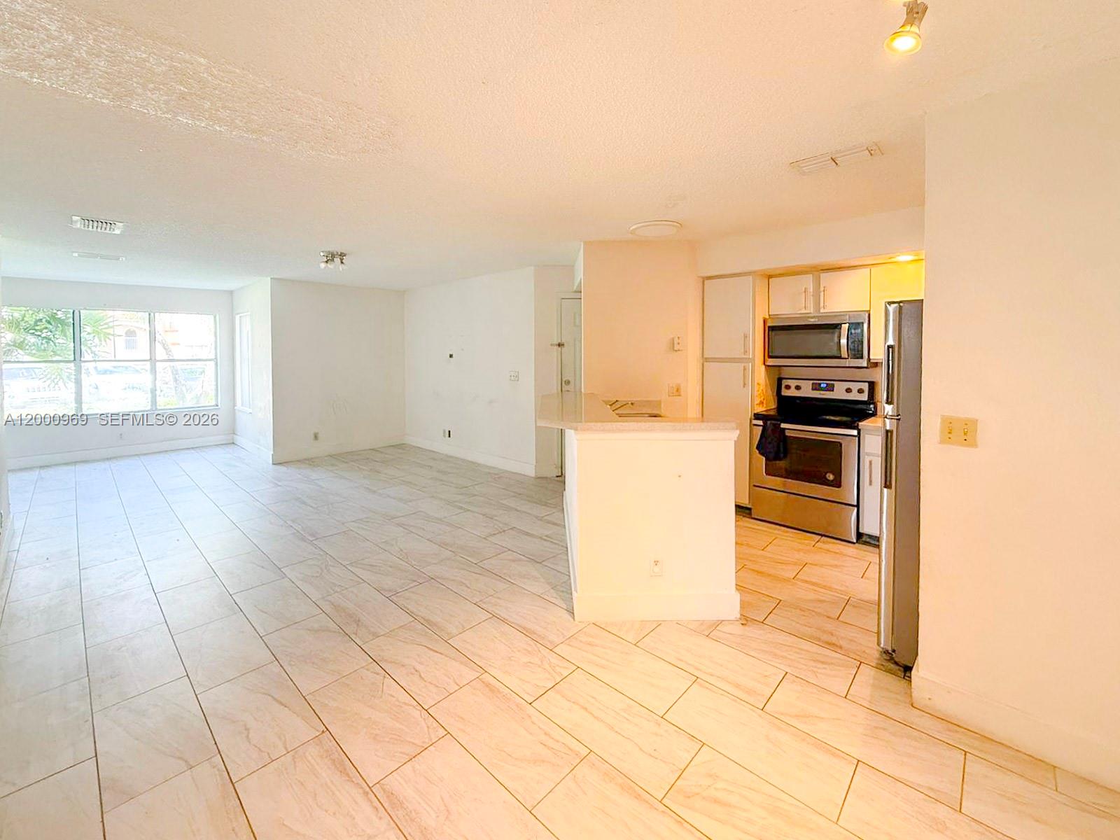 CORAL KEY CONDO - Residential