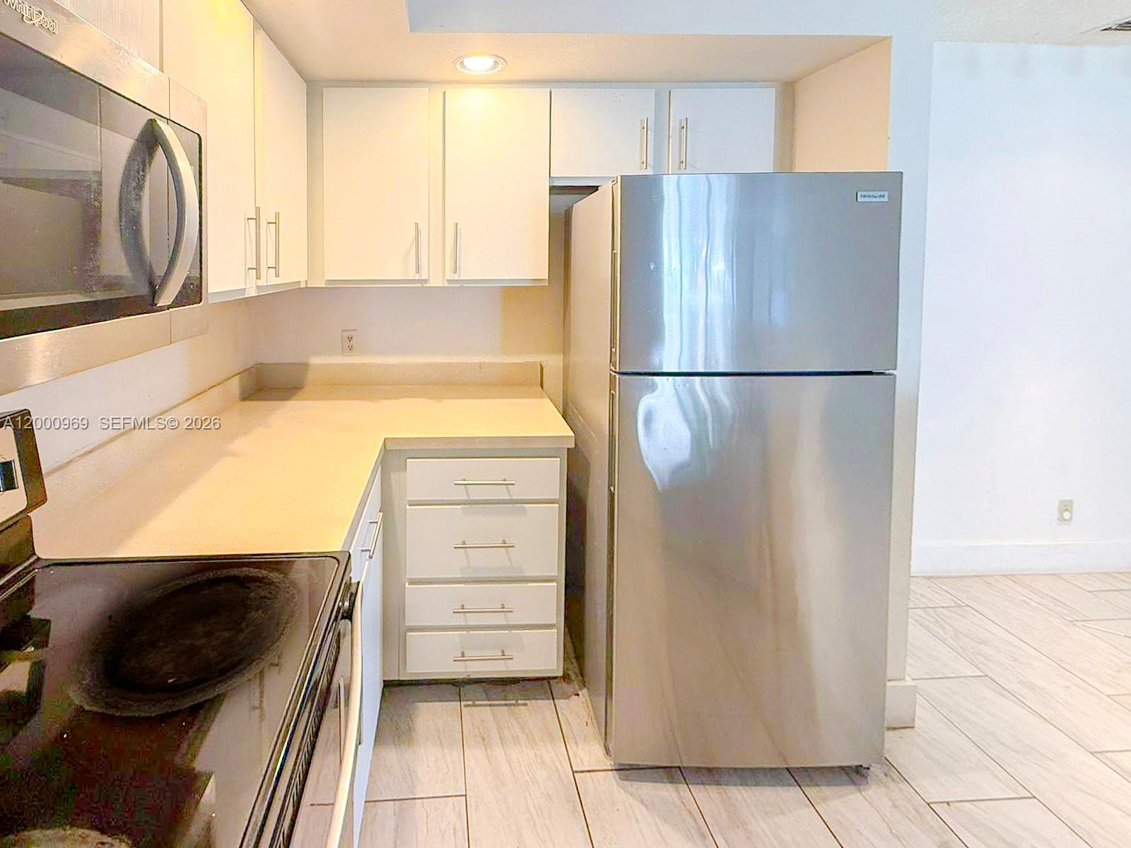 CORAL KEY CONDO - Residential