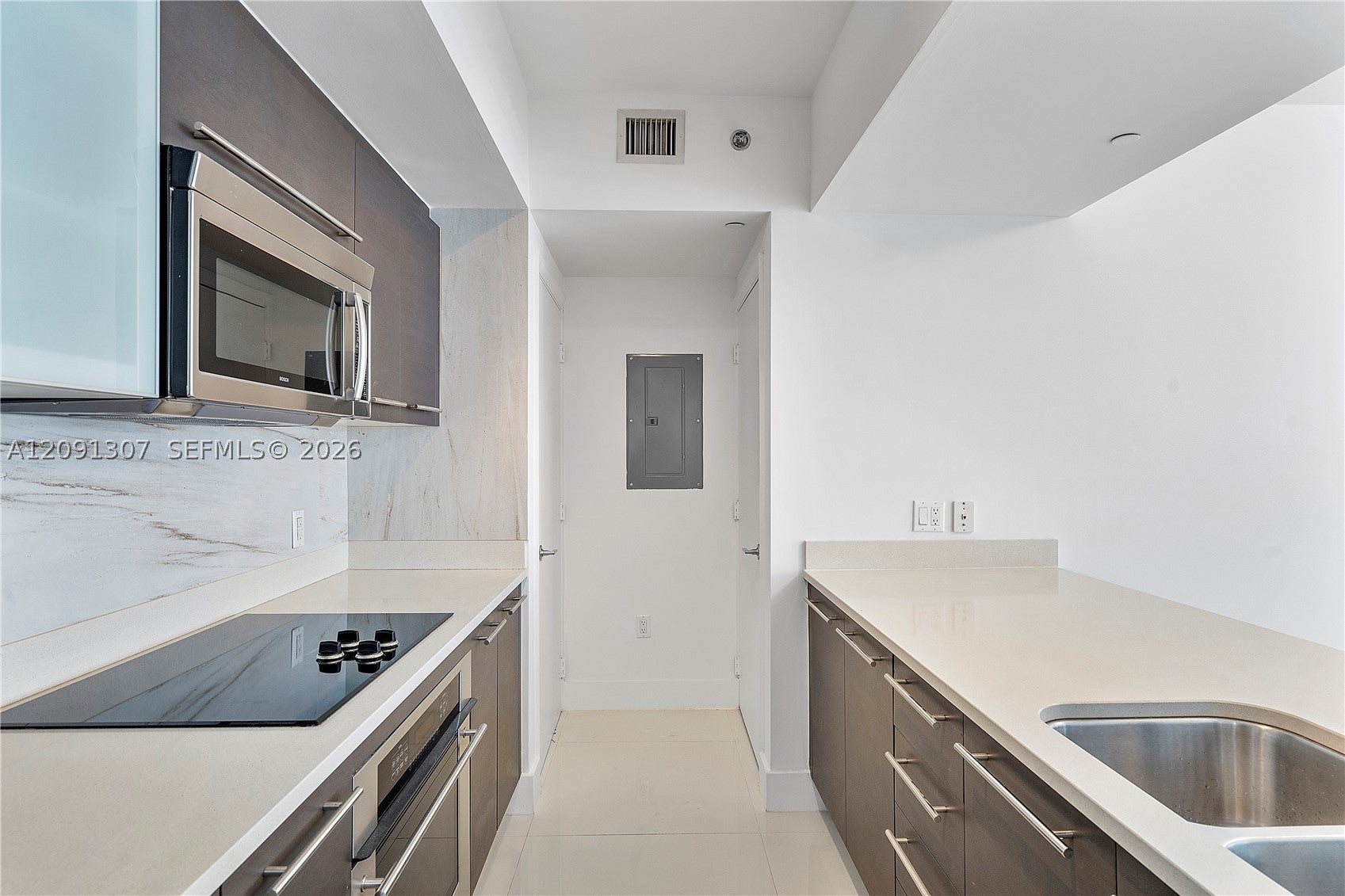 55 SE 6th St 3605