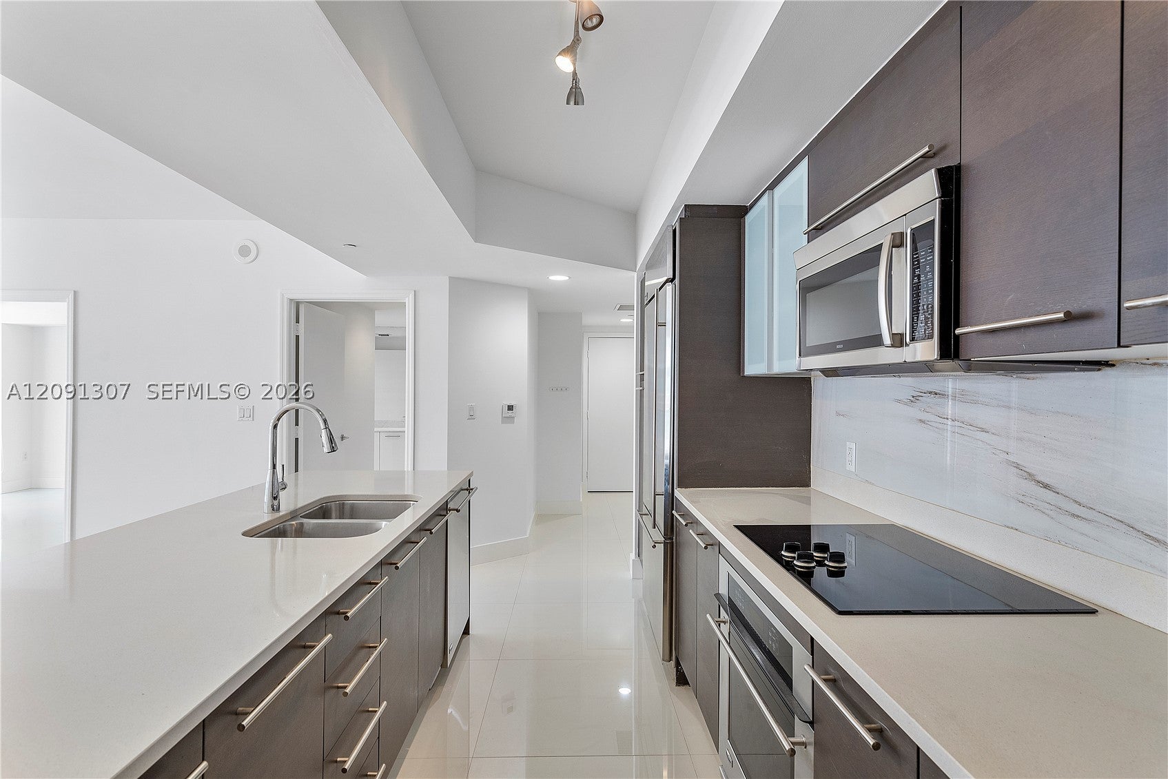 55 SE 6th St 3605