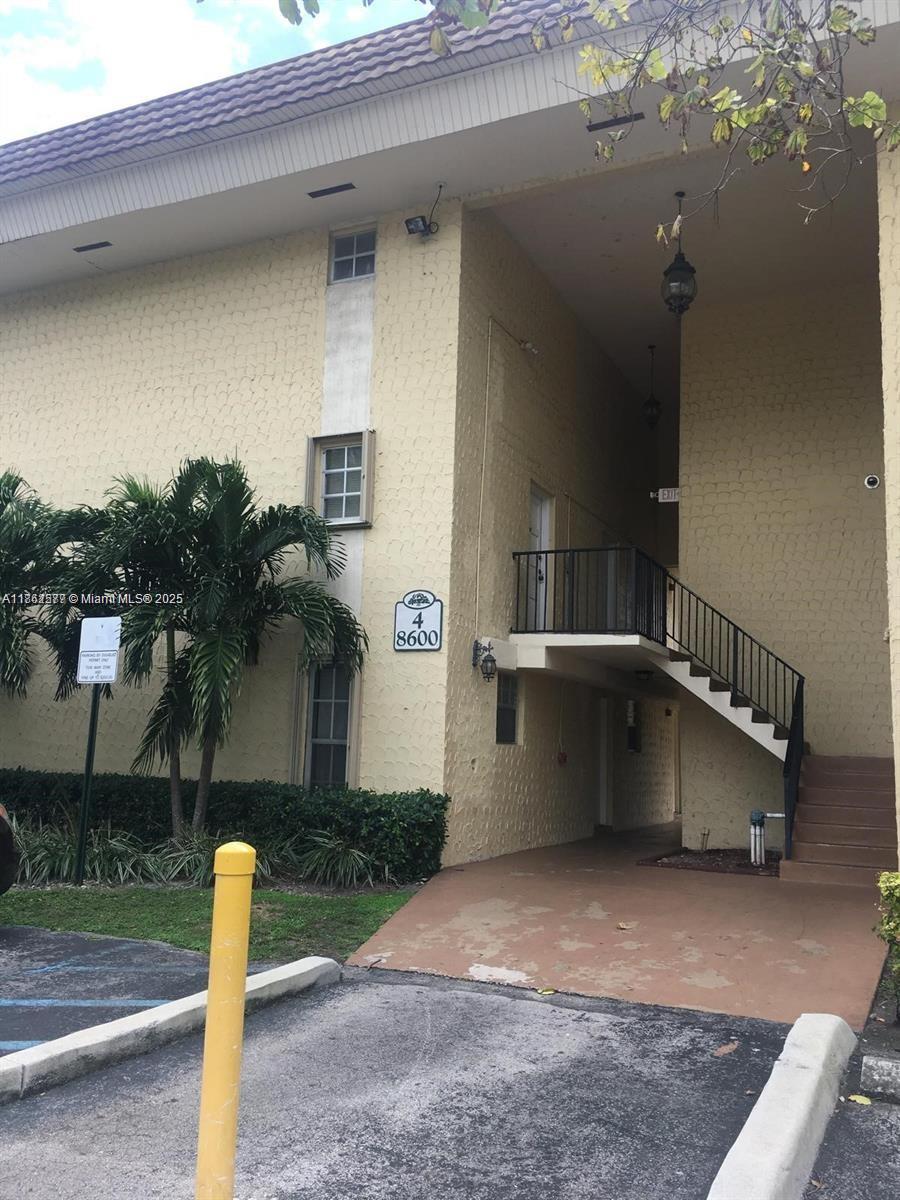 8600 SW 109th Ave 4-216