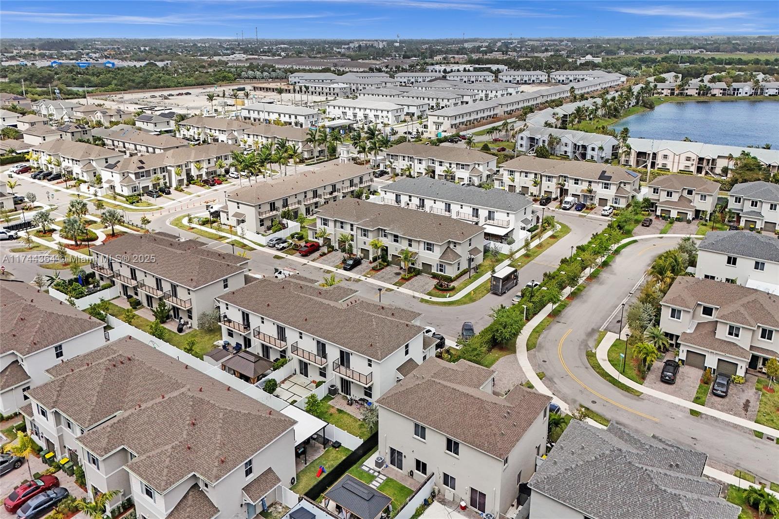 CEDAR AT KEYS GATE - Residential