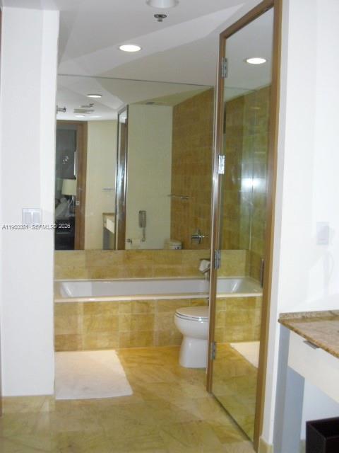 MAYFIELD CONDO - Residential