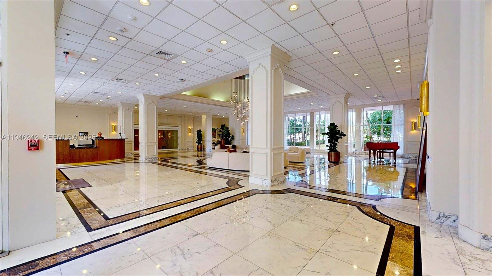 5600 CONDO - Residential