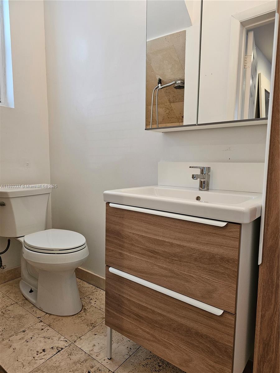 LINCOLN SUB - Residential Lease