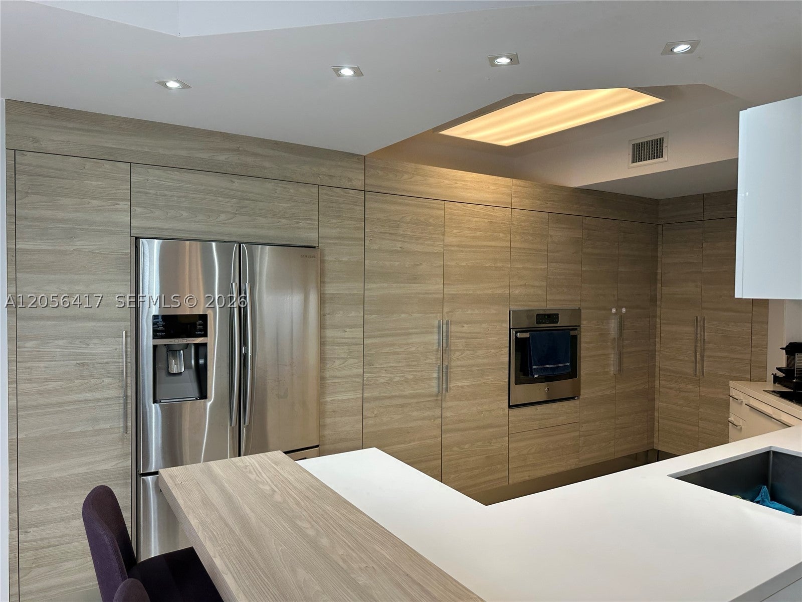 888 Brickell Key Dr 700