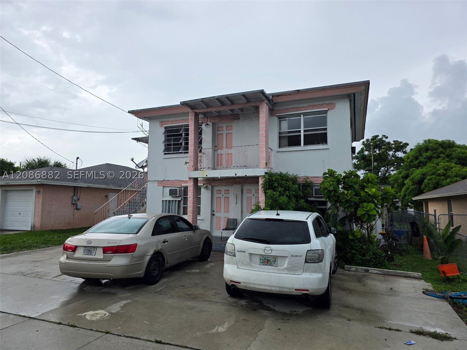 1424 W 34th St