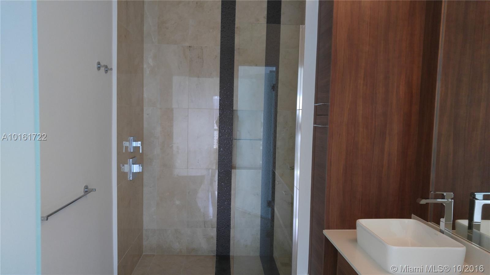 THE CRIMSON - Residential Lease