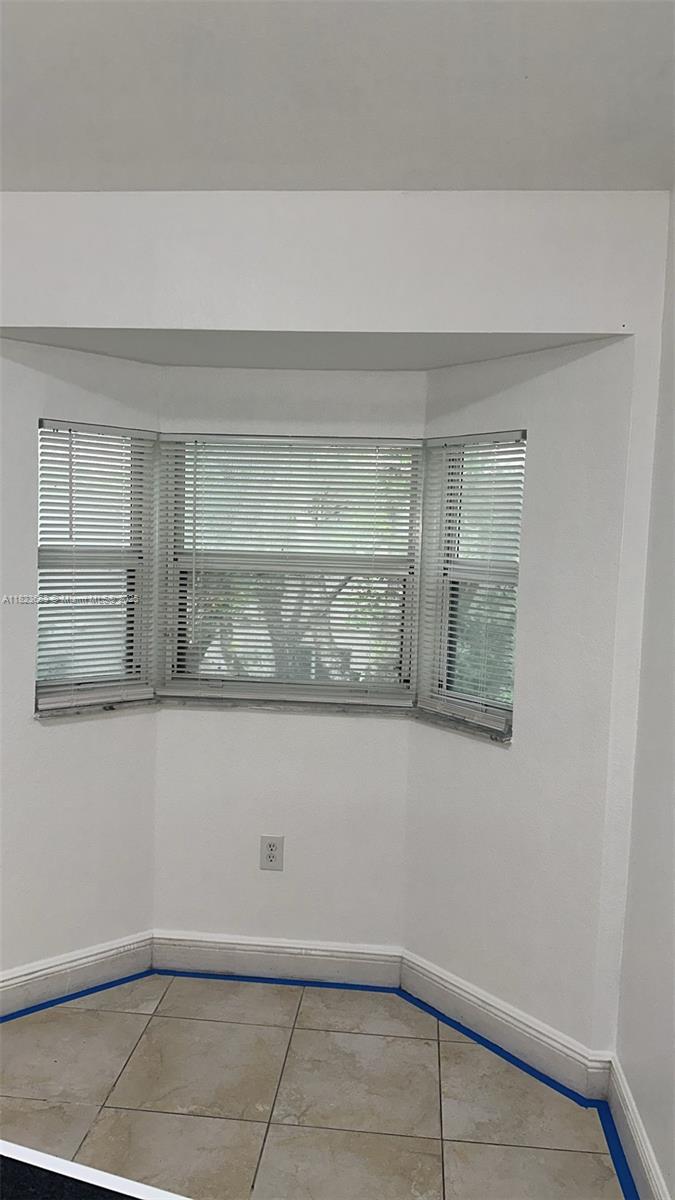 VENETIA GARDENS CONDO - Residential