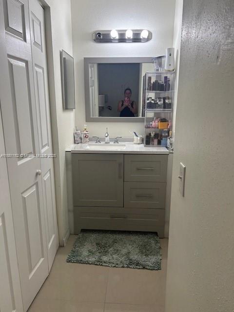 BRENTWOOD WEST TOWNHOUSES - Residential Lease