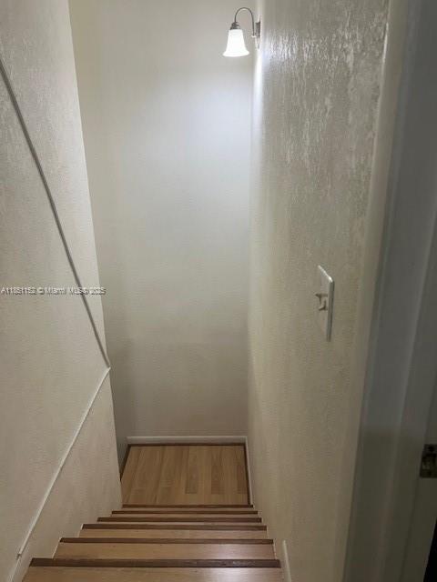 BRENTWOOD WEST TOWNHOUSES - Residential Lease