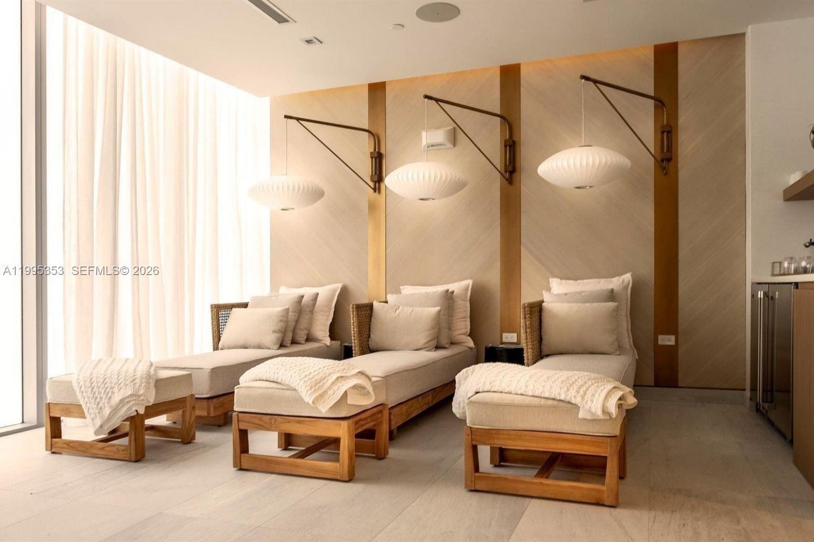 2200 FORT LAUDERDALE BEAC - Residential