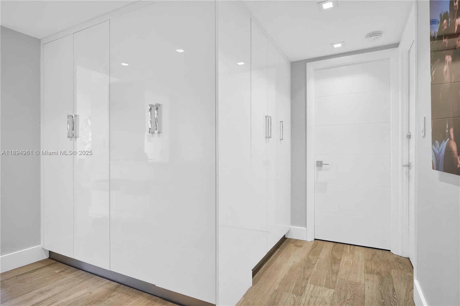 HEMISPHERES CONDO - Residential Lease