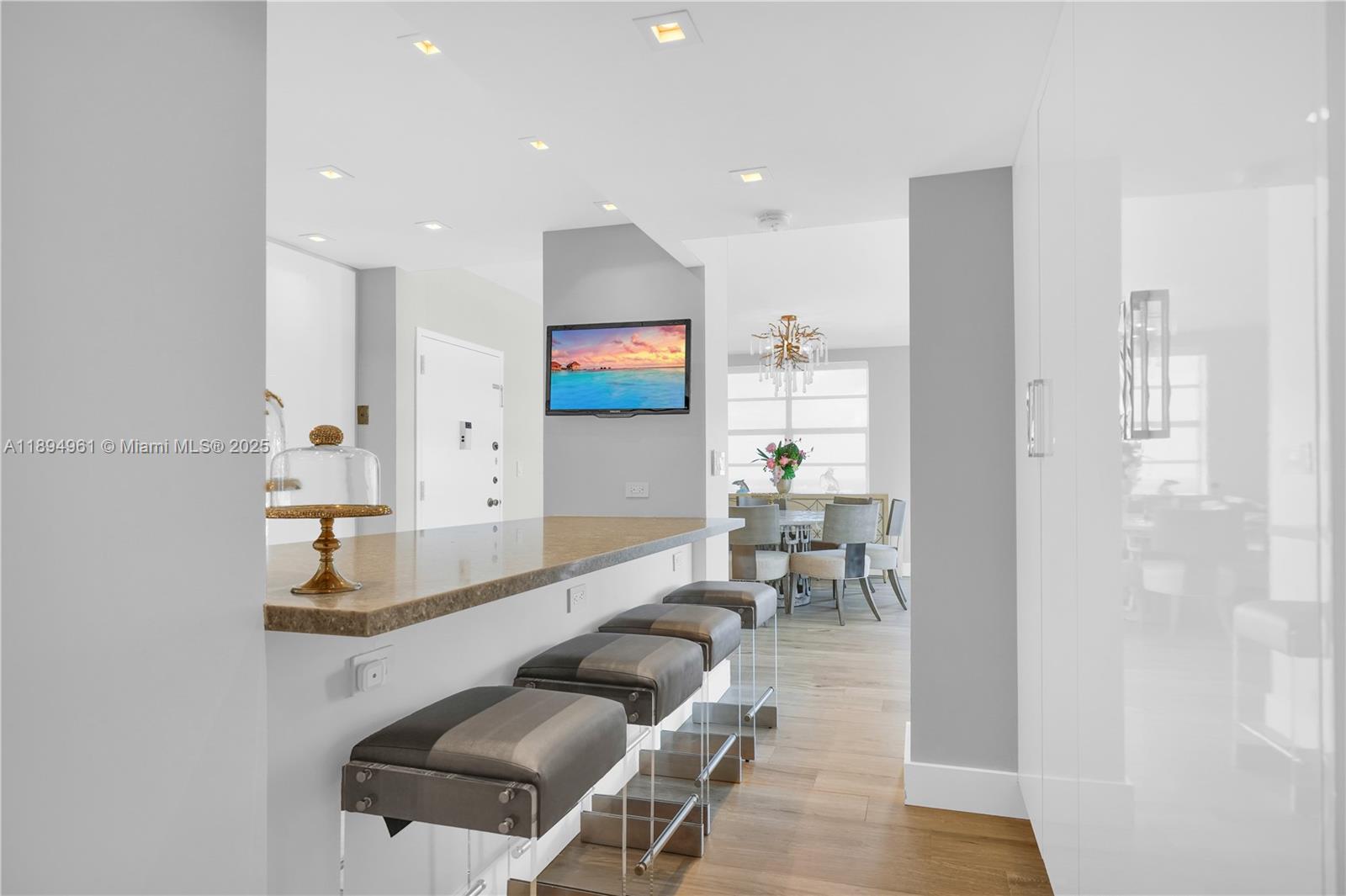 HEMISPHERES CONDO - Residential Lease