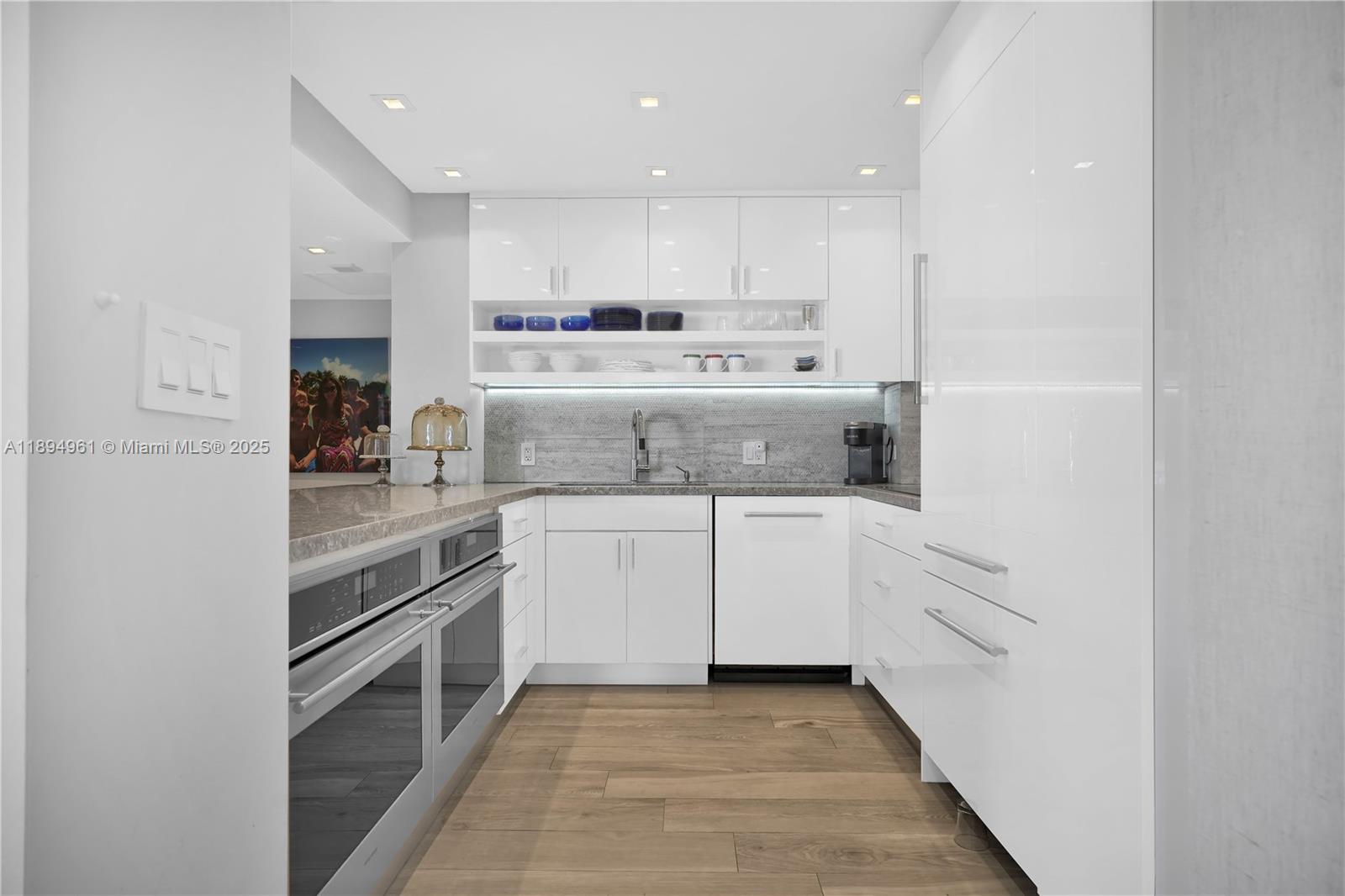 HEMISPHERES CONDO - Residential Lease