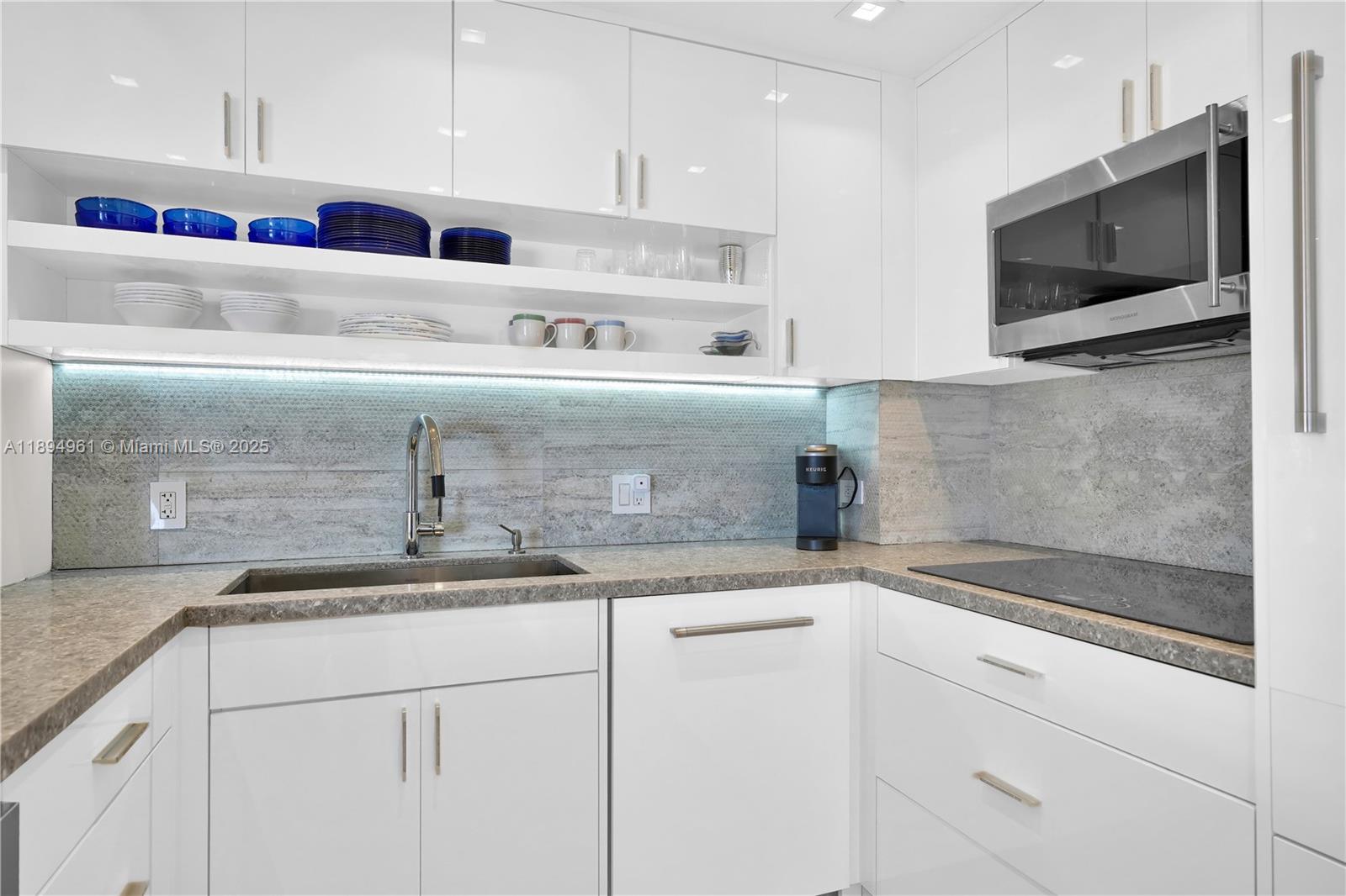 HEMISPHERES CONDO - Residential Lease