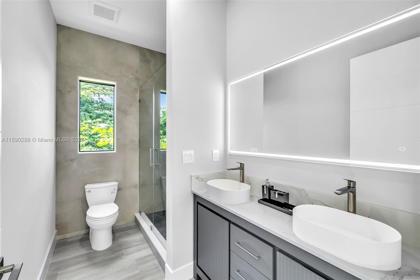 LAUDERDALE - Residential