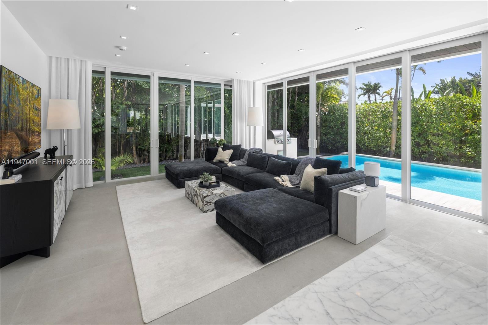 NAUTILUS SUB - Residential