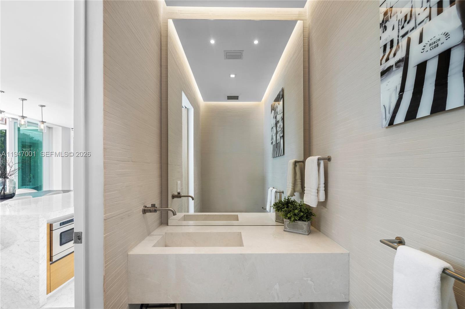 NAUTILUS SUB - Residential