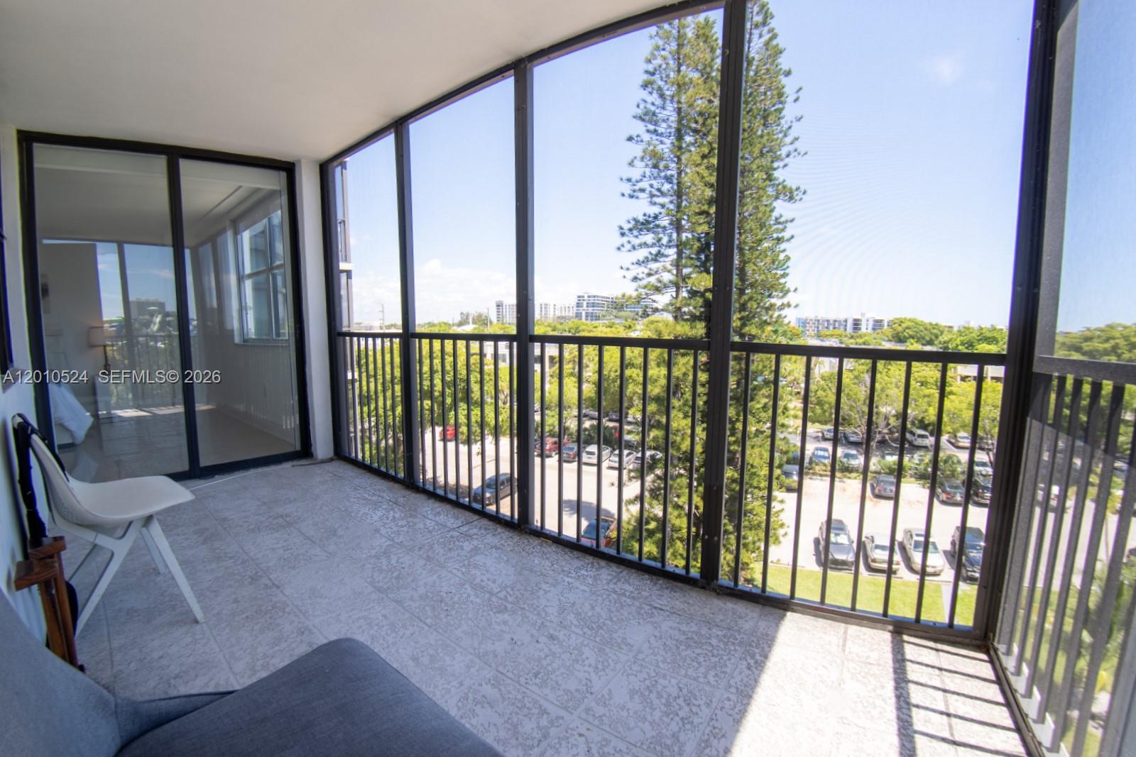 BONAVIDA CONDO - Residential