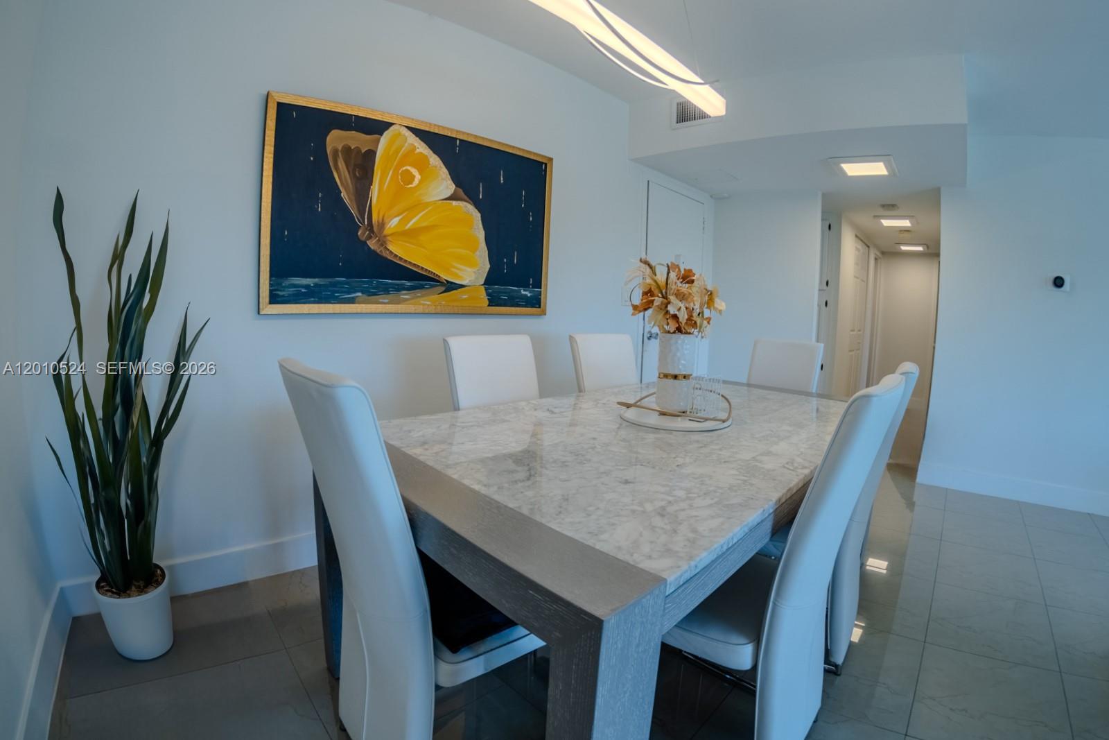 BONAVIDA CONDO - Residential