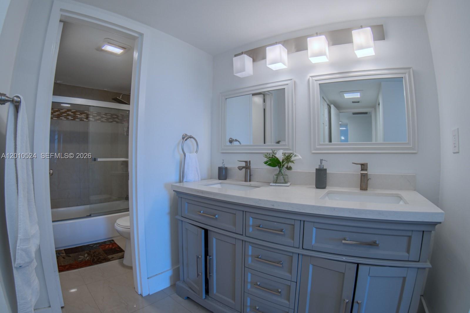 BONAVIDA CONDO - Residential