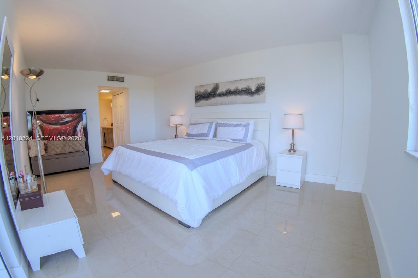BONAVIDA CONDO - Residential