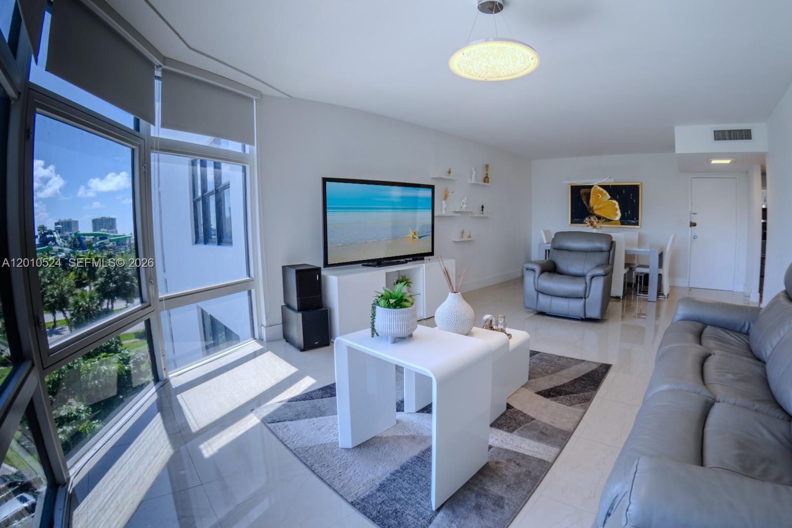 BONAVIDA CONDO - Residential