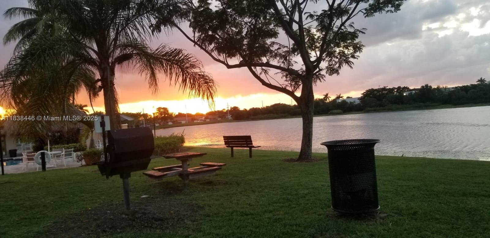 DEVONAIRE CONDO AT PEMBRO - Residential Lease