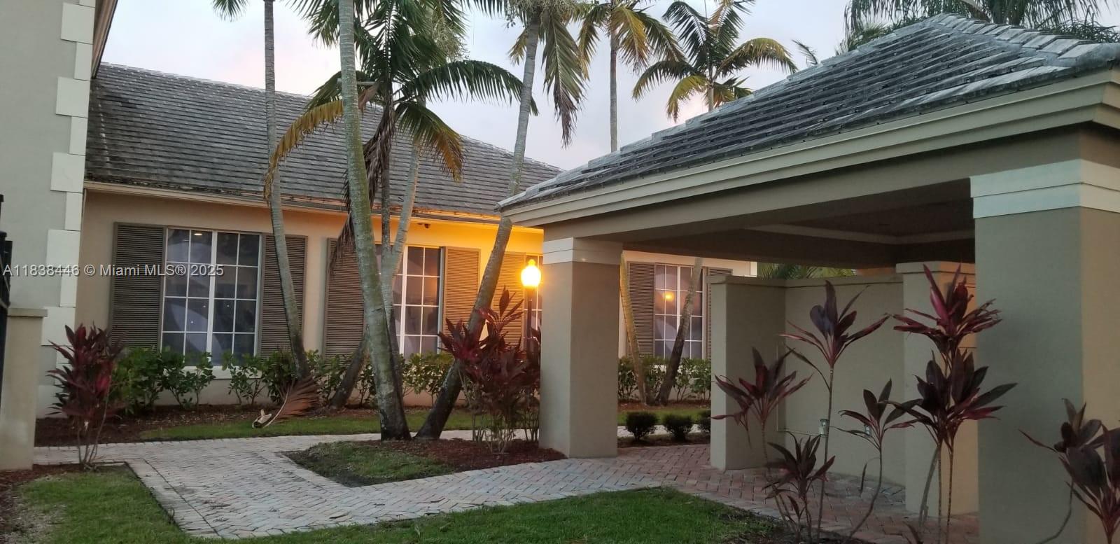 DEVONAIRE CONDO AT PEMBRO - Residential Lease