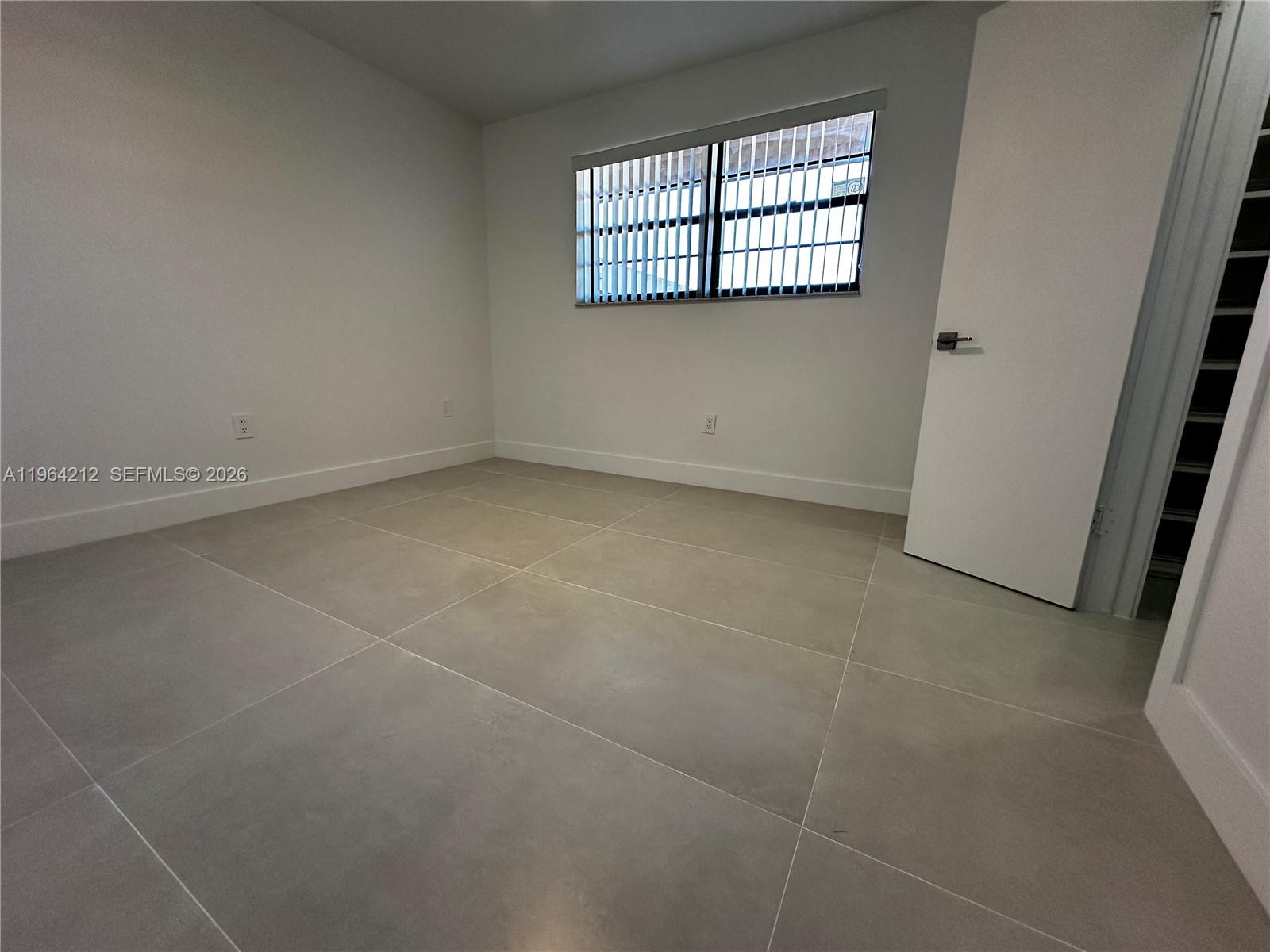 THE GARDENS OF KENDALL CO - Residential Lease