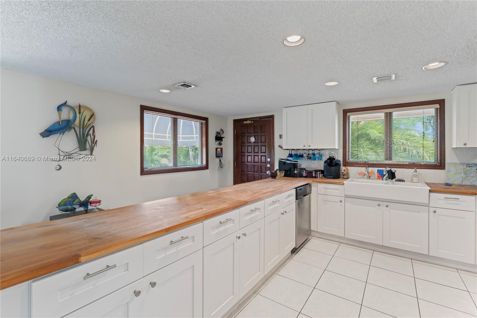 LAUDERDALE BEACH EXT UNIT - Residential