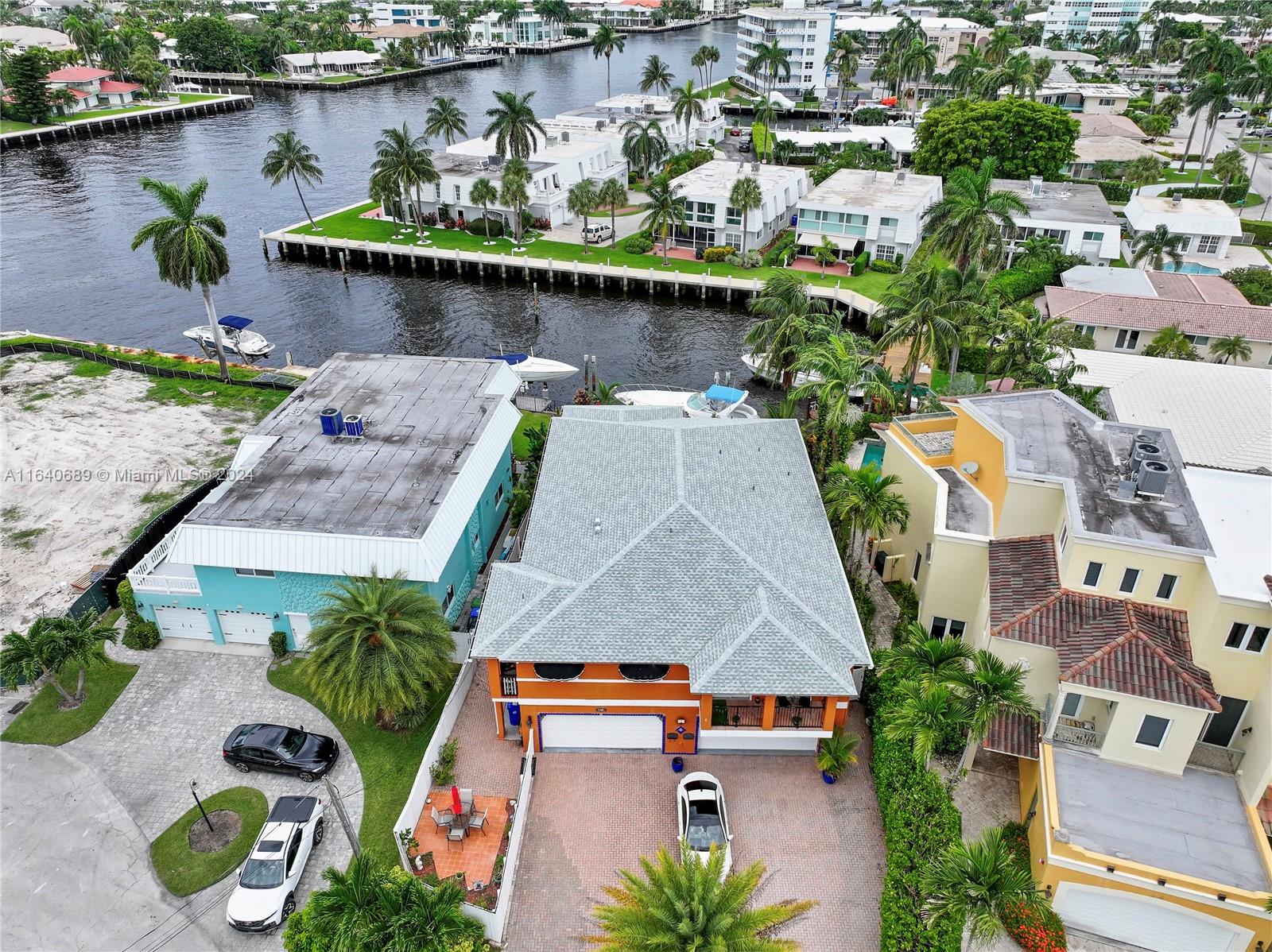 LAUDERDALE BEACH EXT UNIT - Residential