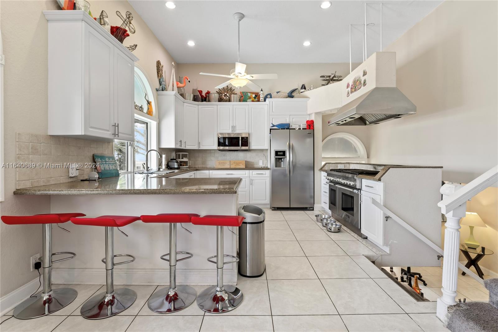 LAUDERDALE BEACH EXT UNIT - Residential