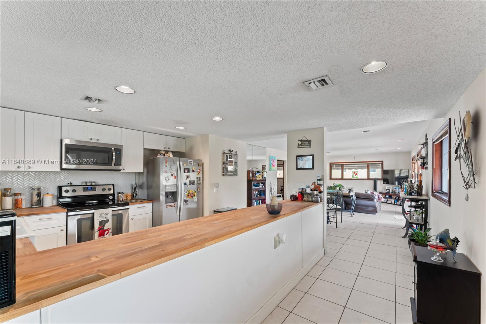 LAUDERDALE BEACH EXT UNIT - Residential