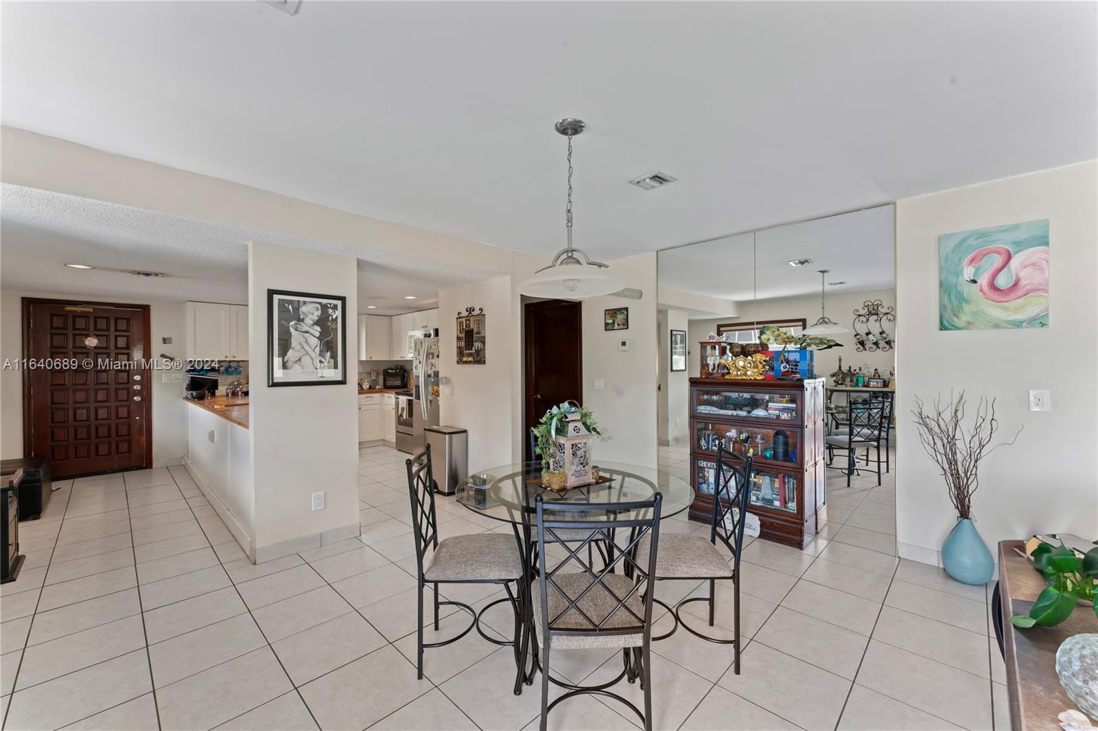 LAUDERDALE BEACH EXT UNIT - Residential