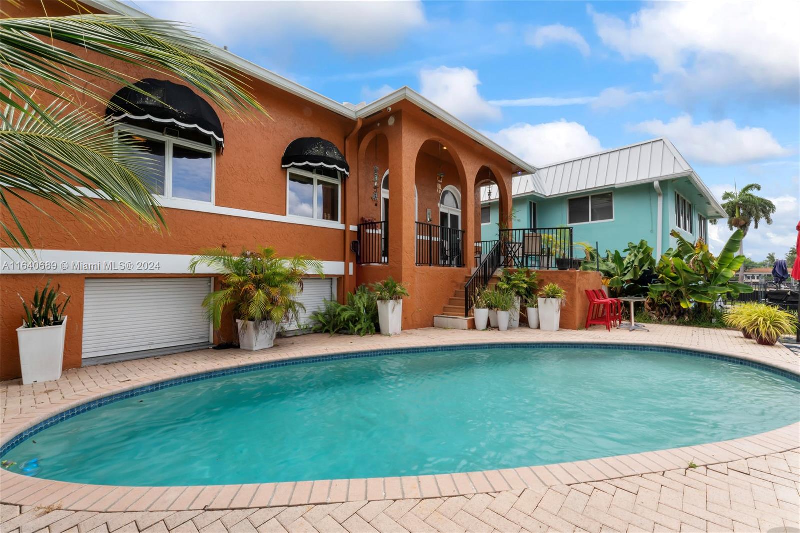 LAUDERDALE BEACH EXT UNIT - Residential