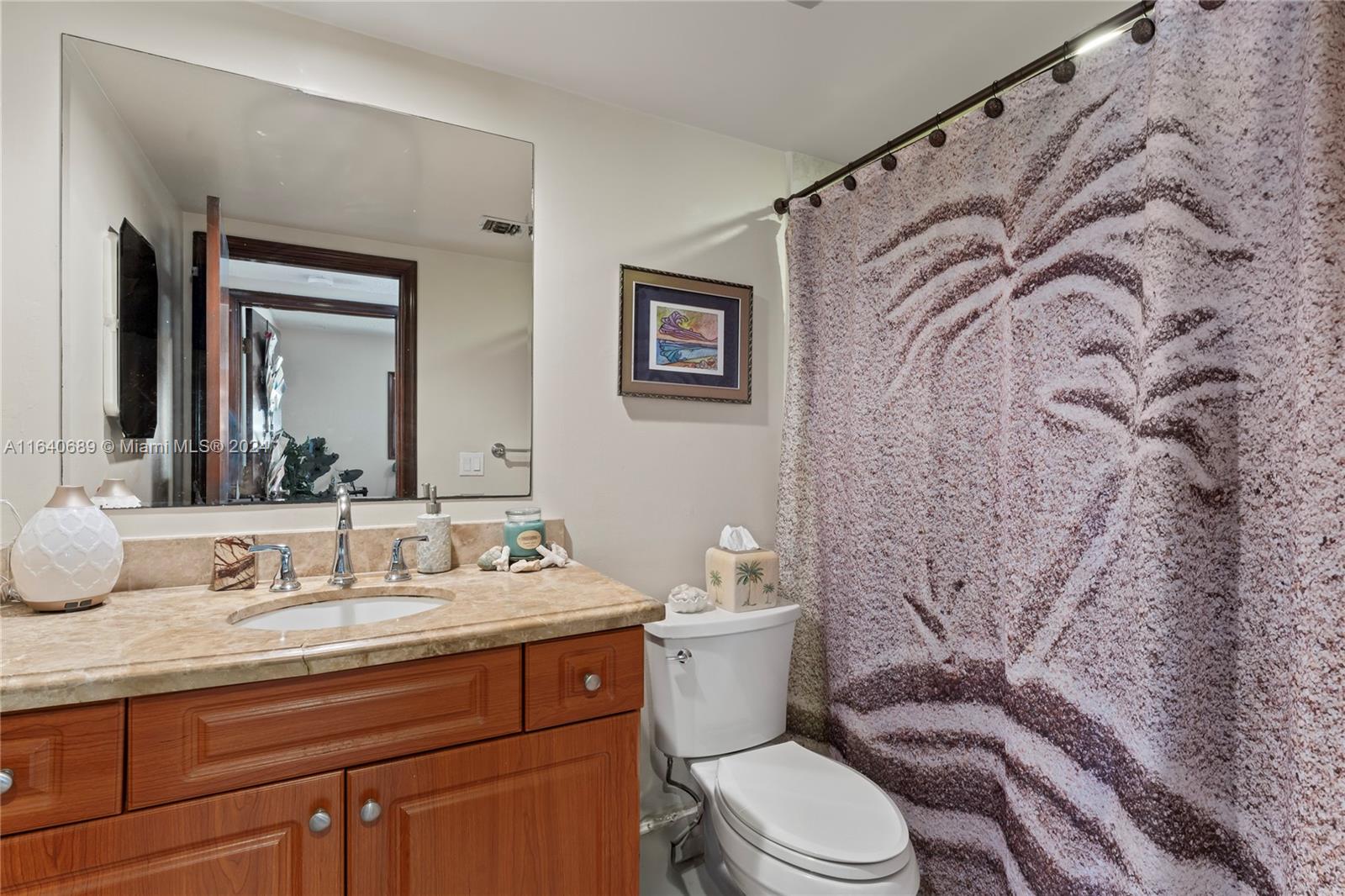 LAUDERDALE BEACH EXT UNIT - Residential