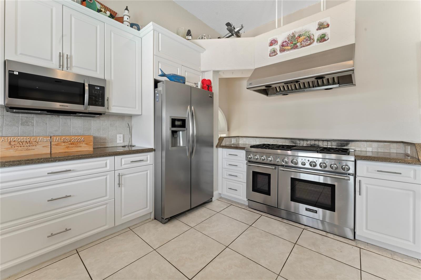 LAUDERDALE BEACH EXT UNIT - Residential