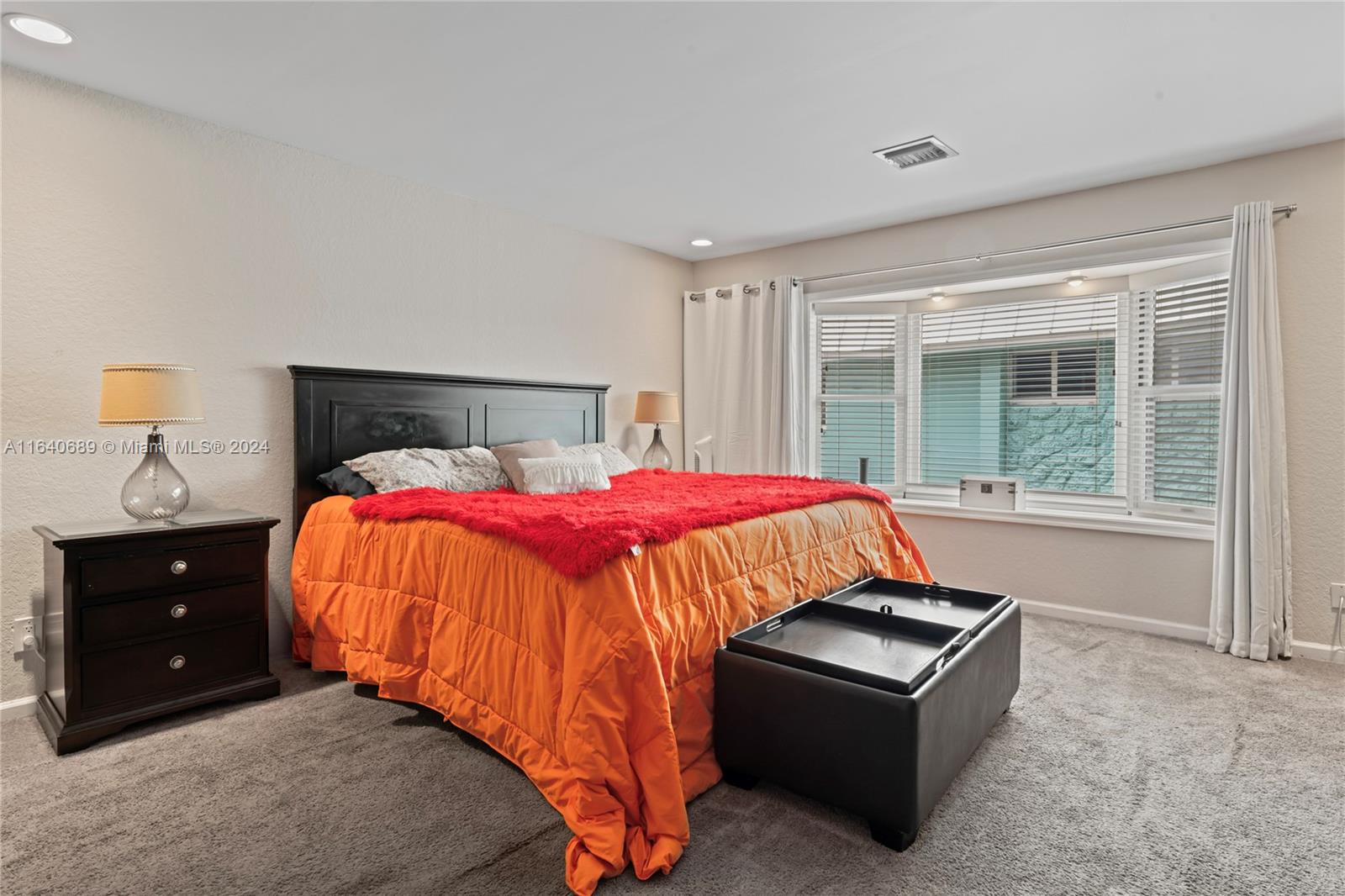 LAUDERDALE BEACH EXT UNIT - Residential