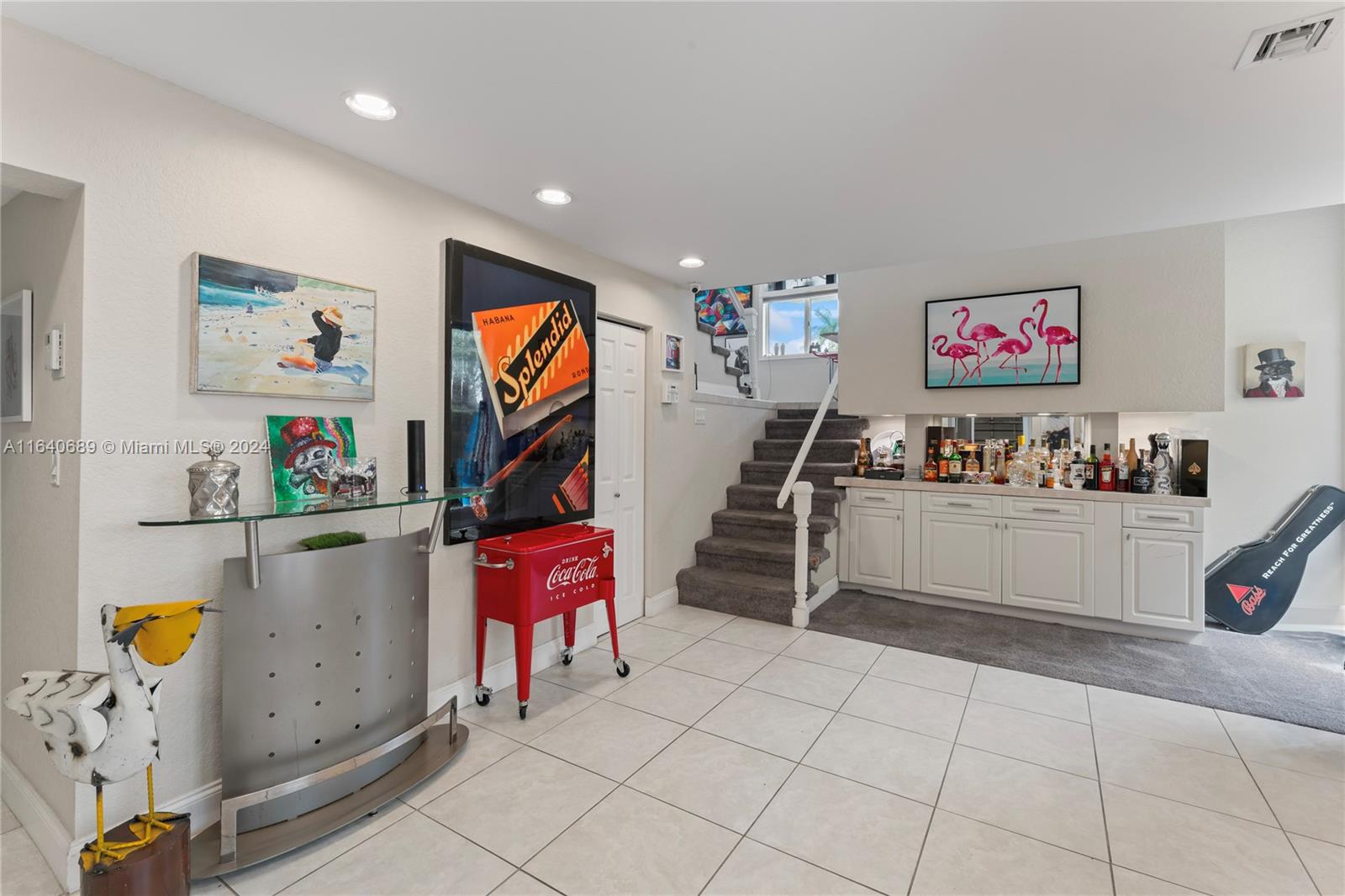 LAUDERDALE BEACH EXT UNIT - Residential