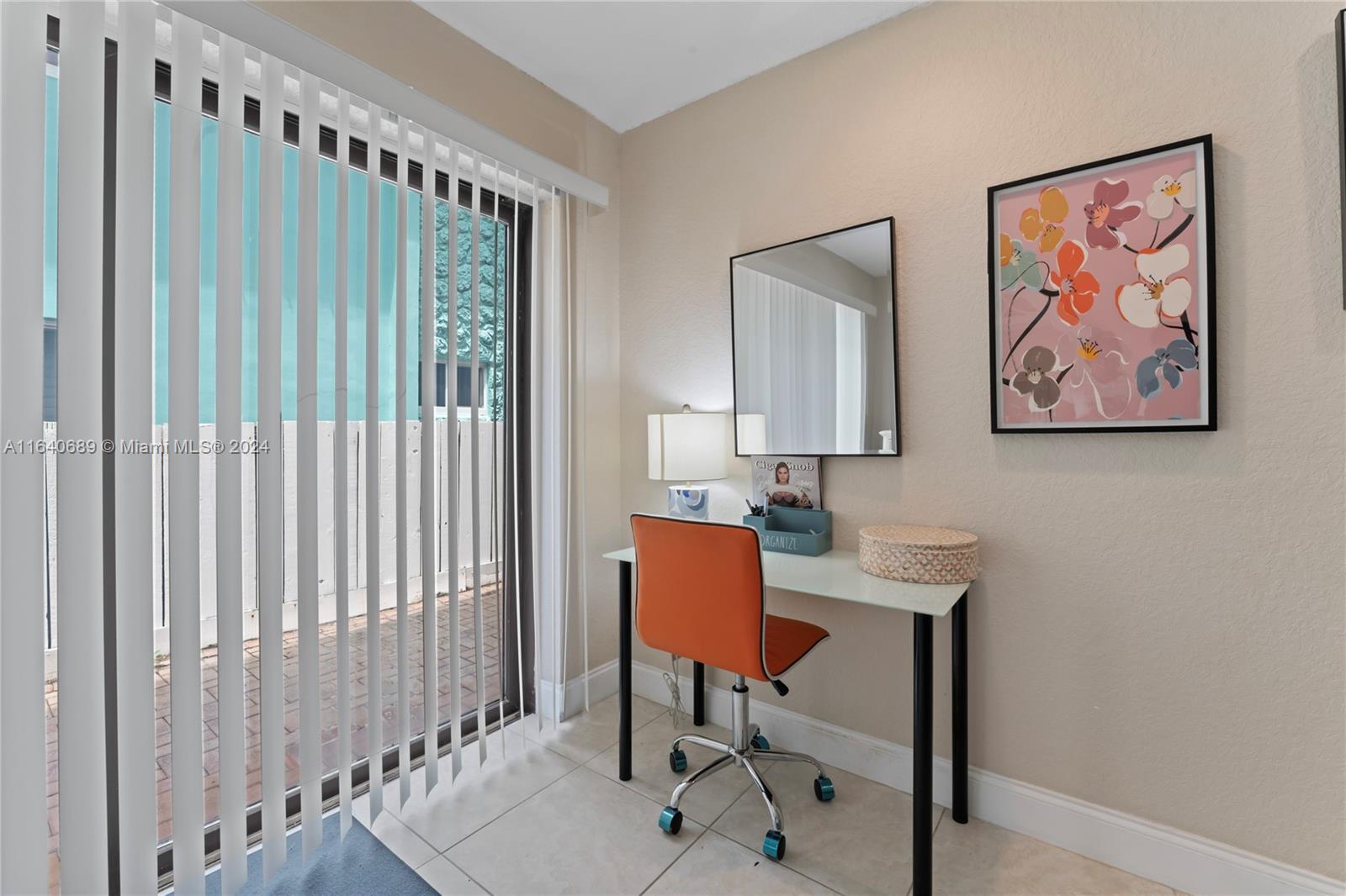 LAUDERDALE BEACH EXT UNIT - Residential