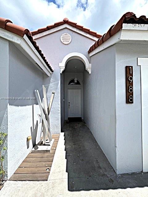 1988 SE 12th St, Homestead, FL, 33035/$450,000 3 1988 SE 12th St