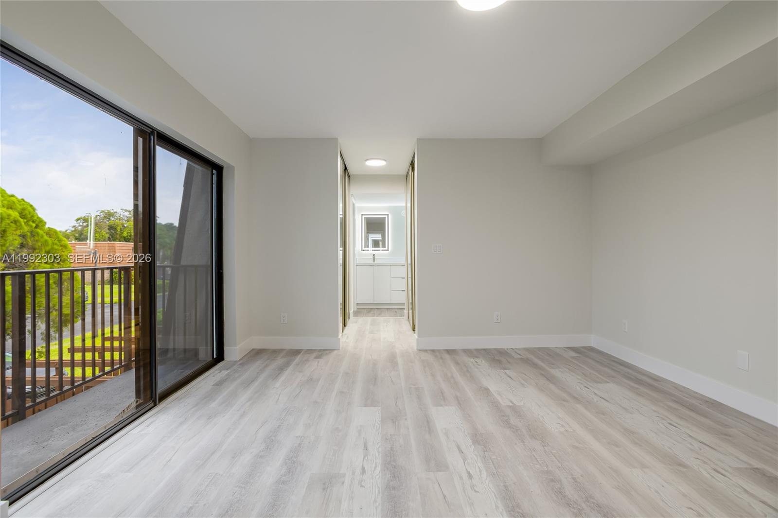 C H E ACRES - Residential