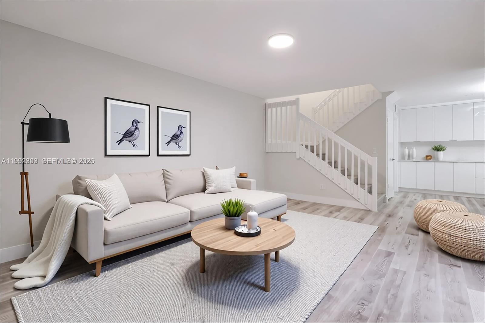 C H E ACRES - Residential