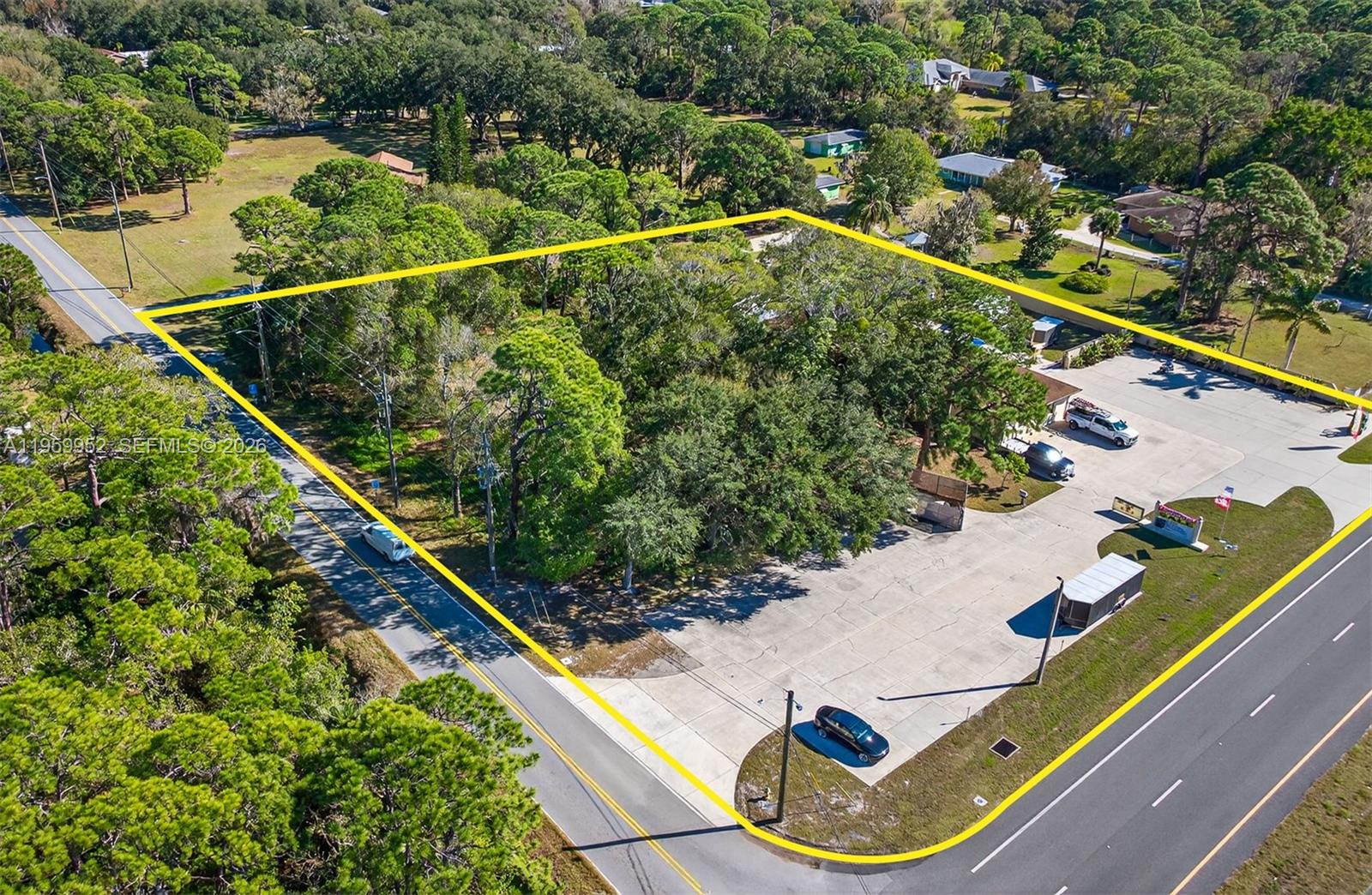 5030 N Courtenay Parkway